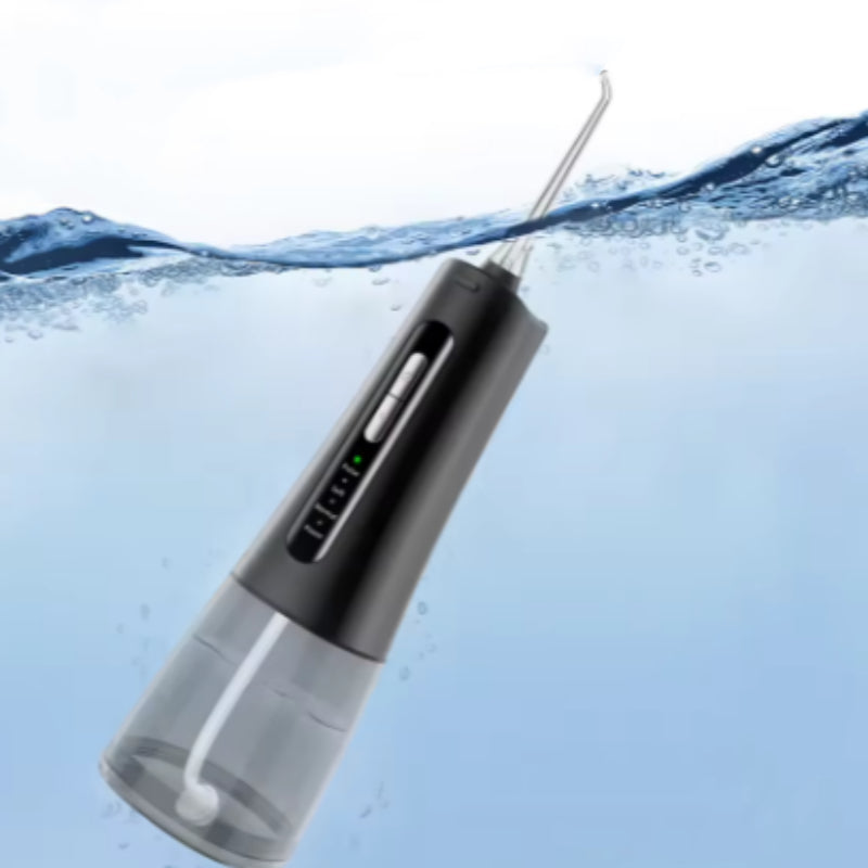 Minimalistischer, wiederaufladbarer Munddusche