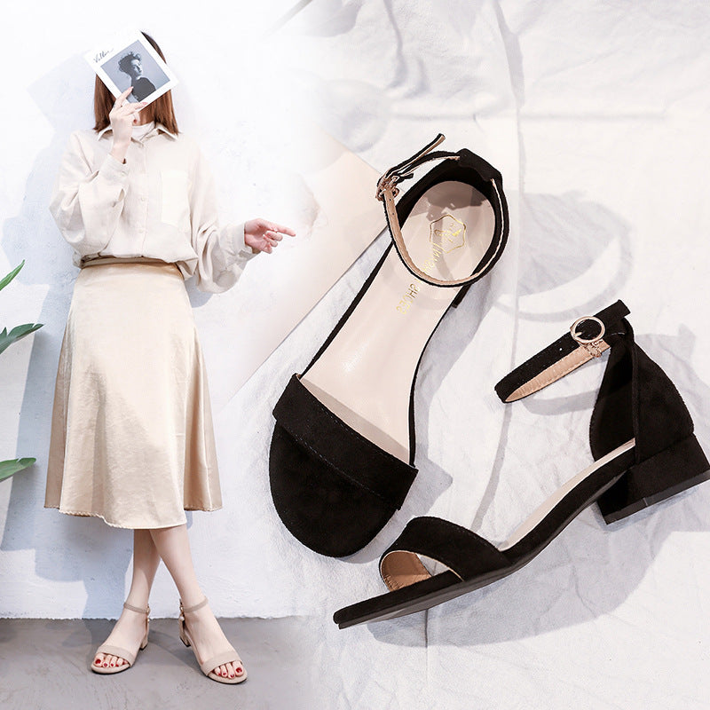 Flache Sandalen · Modell 2