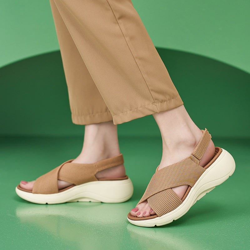 Leichte Plateau-Sandalen für Damen – Bild 7 | LuxeStyle