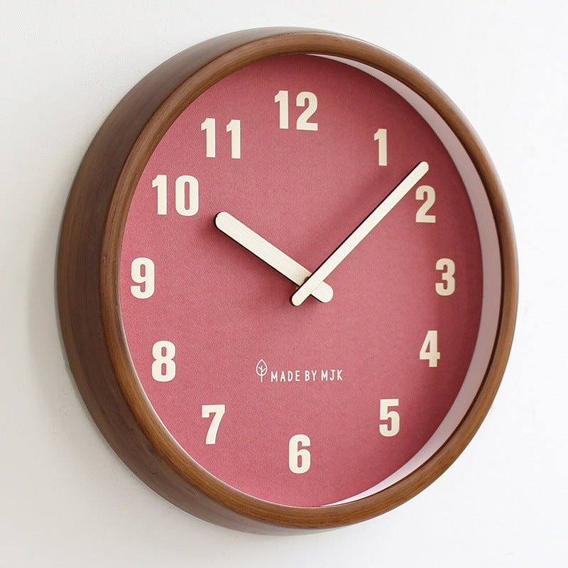 Wanduhr aus Massivholz – Modern und minimalistisch | LuxeStyle