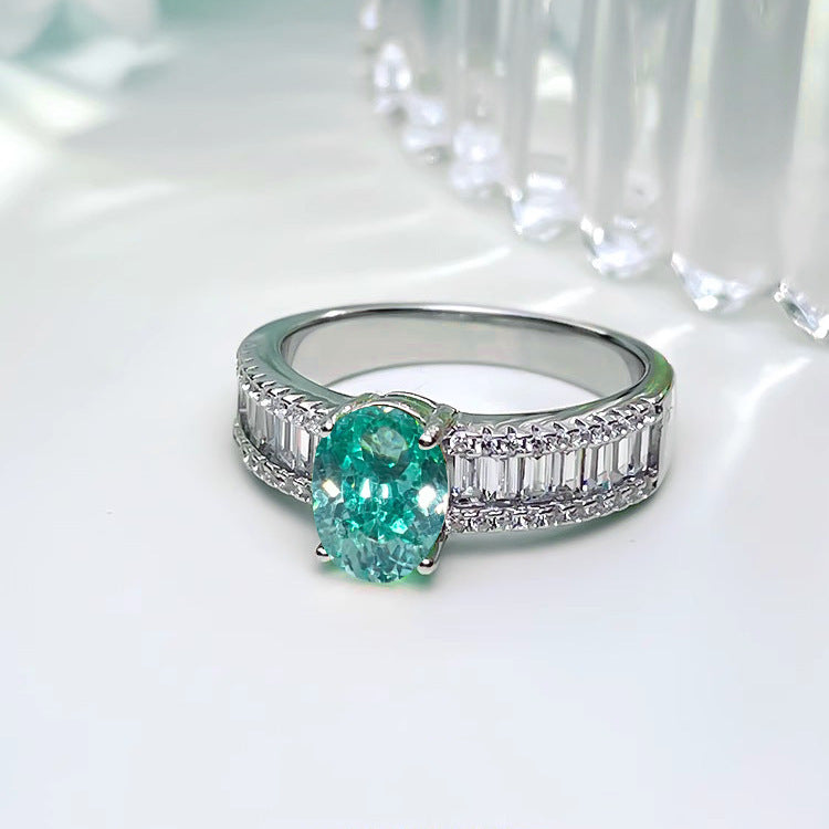 Paraiba-Tourmalin-Ring mit Diamanten