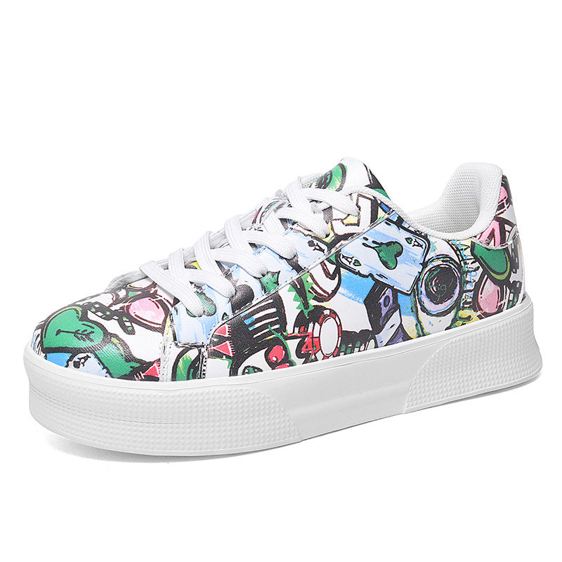Couple Sneakers mit Graffiti-Print | LuxeStyle
