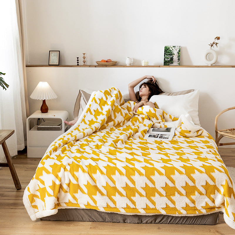 Samt-Jacquard-Decke aus Polyesterfaser – Bild 6 | LuxeStyle
