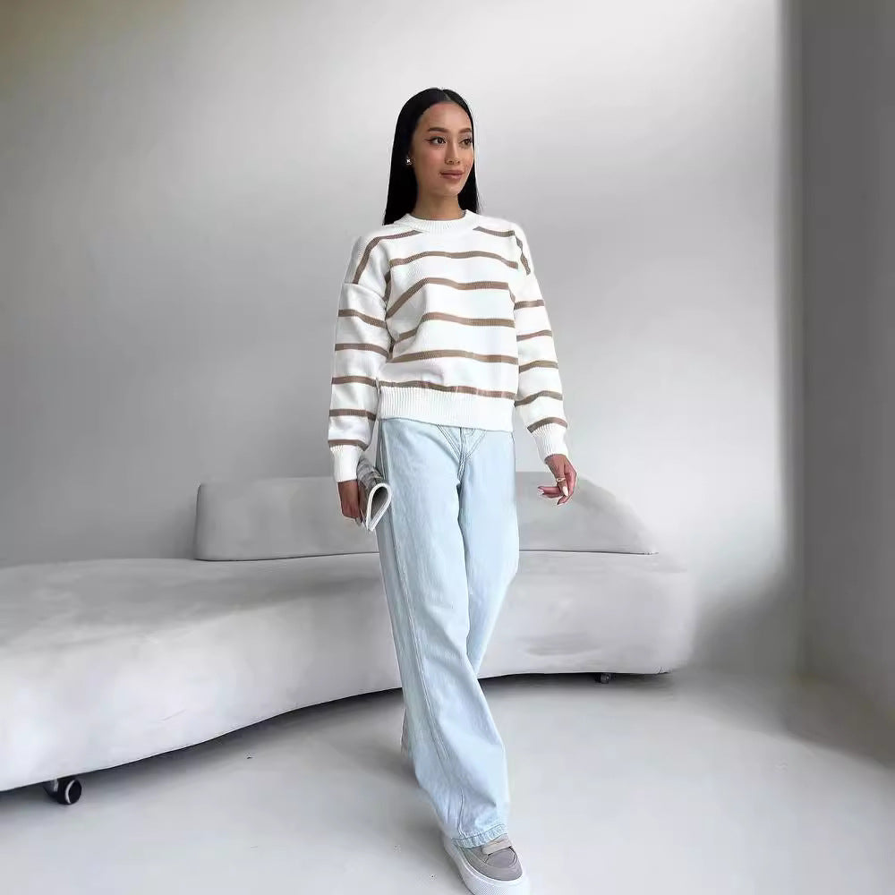 Gestreiftes Langarmshirt im Color-Blocking-Stil