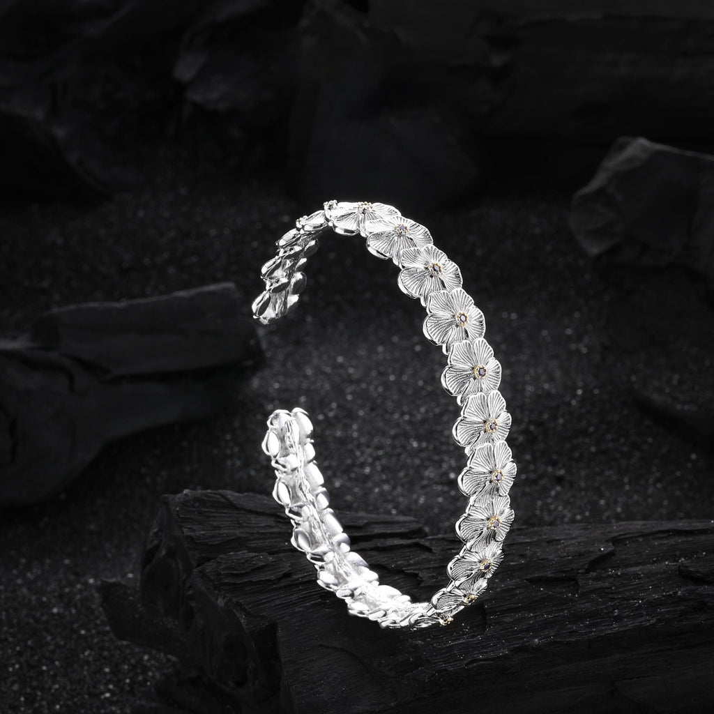 Gardenia Armband – schlicht & vielseitig – Bild 3 | LuxeStyle