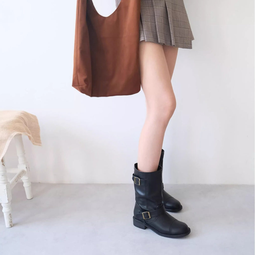 Niche Leder-Overknee-Stiefel mit Schnalle