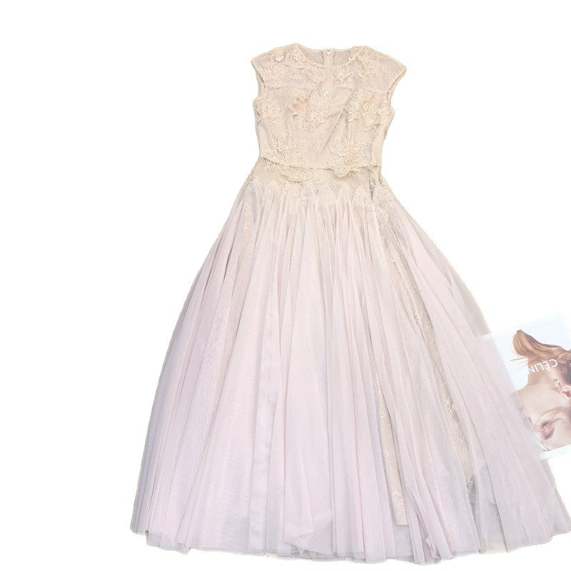 Tailliertes Midikleid im französischen Stil – Bild 6 | LuxeStyle