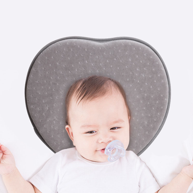 Baby-Kopfkissen, herzförmig mit Mulde | LuxeStyle