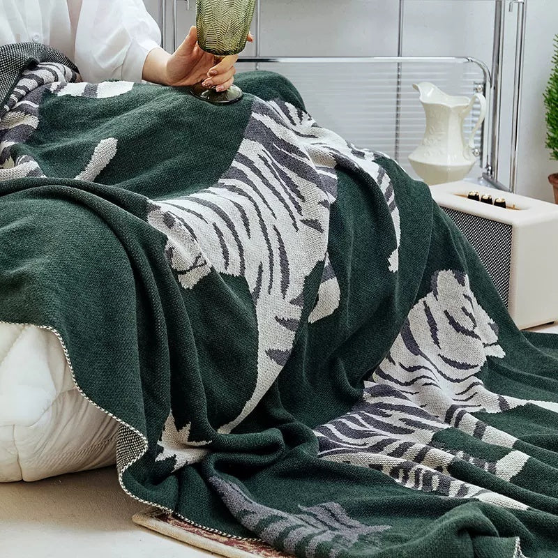 Wurfdecke mit Tiger-Muster