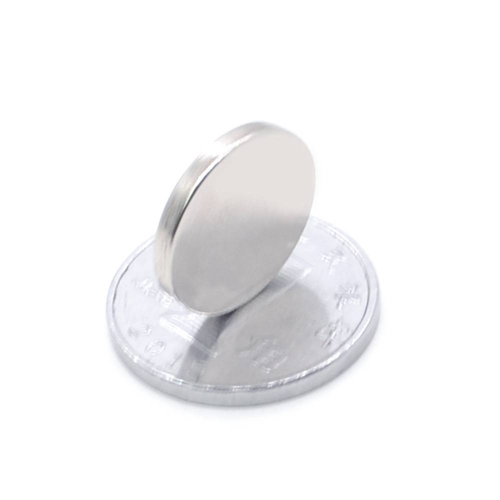 NdFeB Magnet 14x2 mm – Hochmagnetische Stärke | LuxeStyle