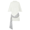 Pailletten- und Perlenkleid im Patchwork-Stil