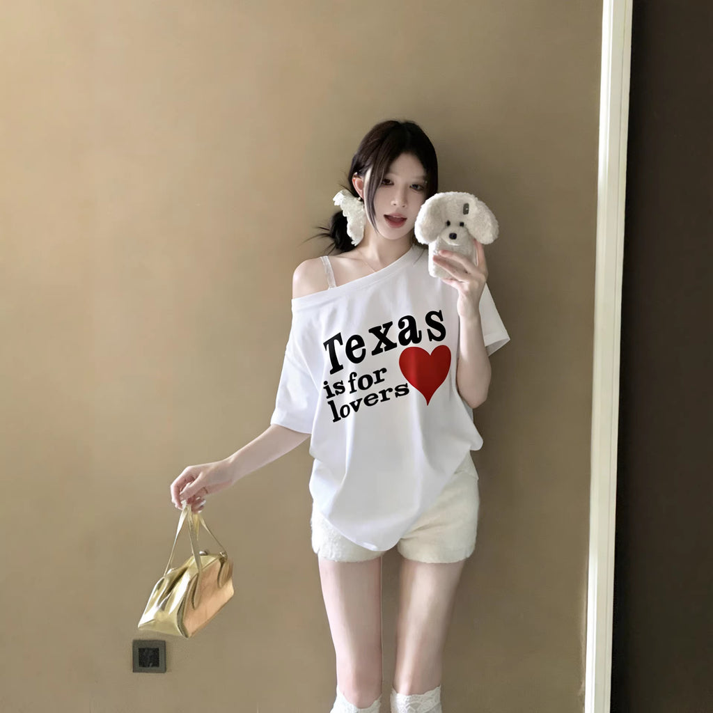 Off-Shoulder T-Shirt mit Herzmuster – Bild 2 | LuxeStyle