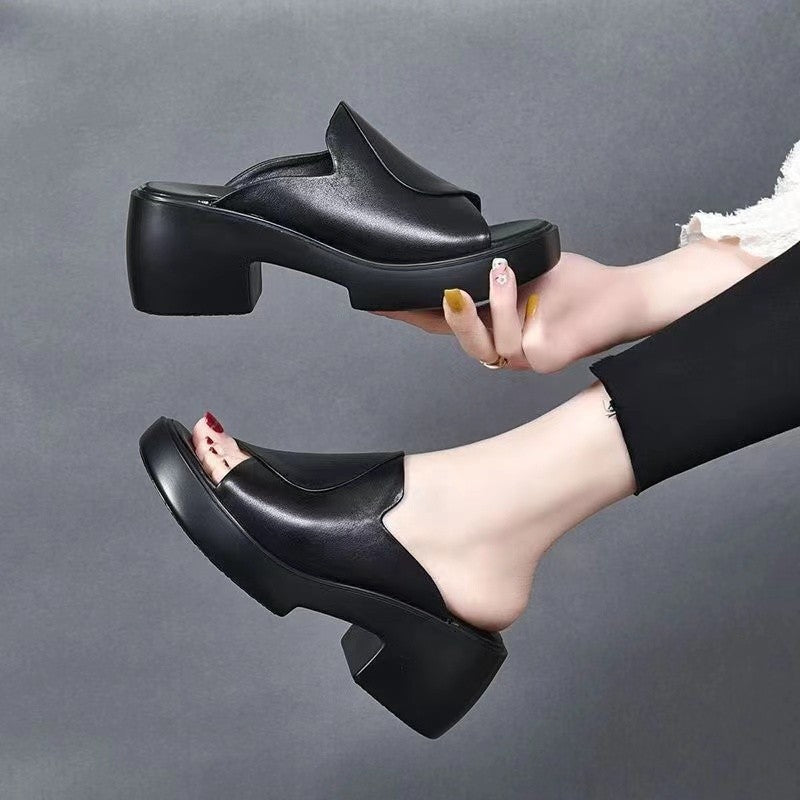 Keilabsatz-Sandalen mit Fischmaul-Zehenpartie – Bild 4 | LuxeStyle