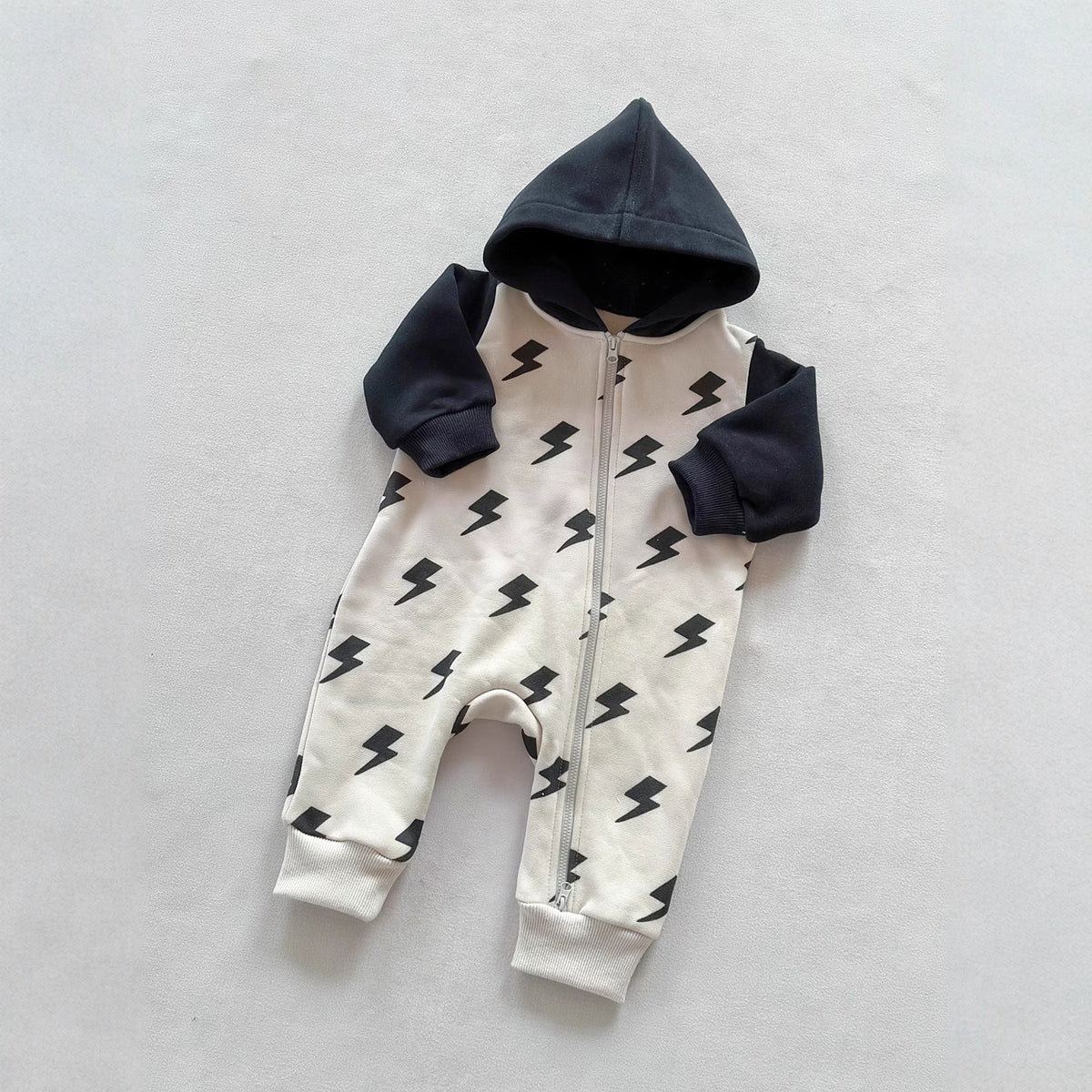Baby Overall mit Reissverschluss – Bild 4 | LuxeStyle