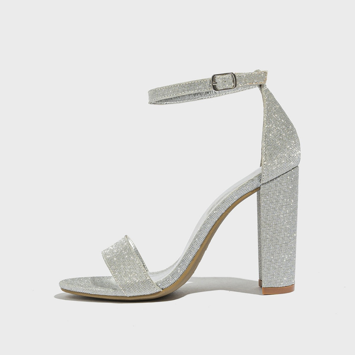 Schlichte Sandalen – Bild 2 | LuxeStyle