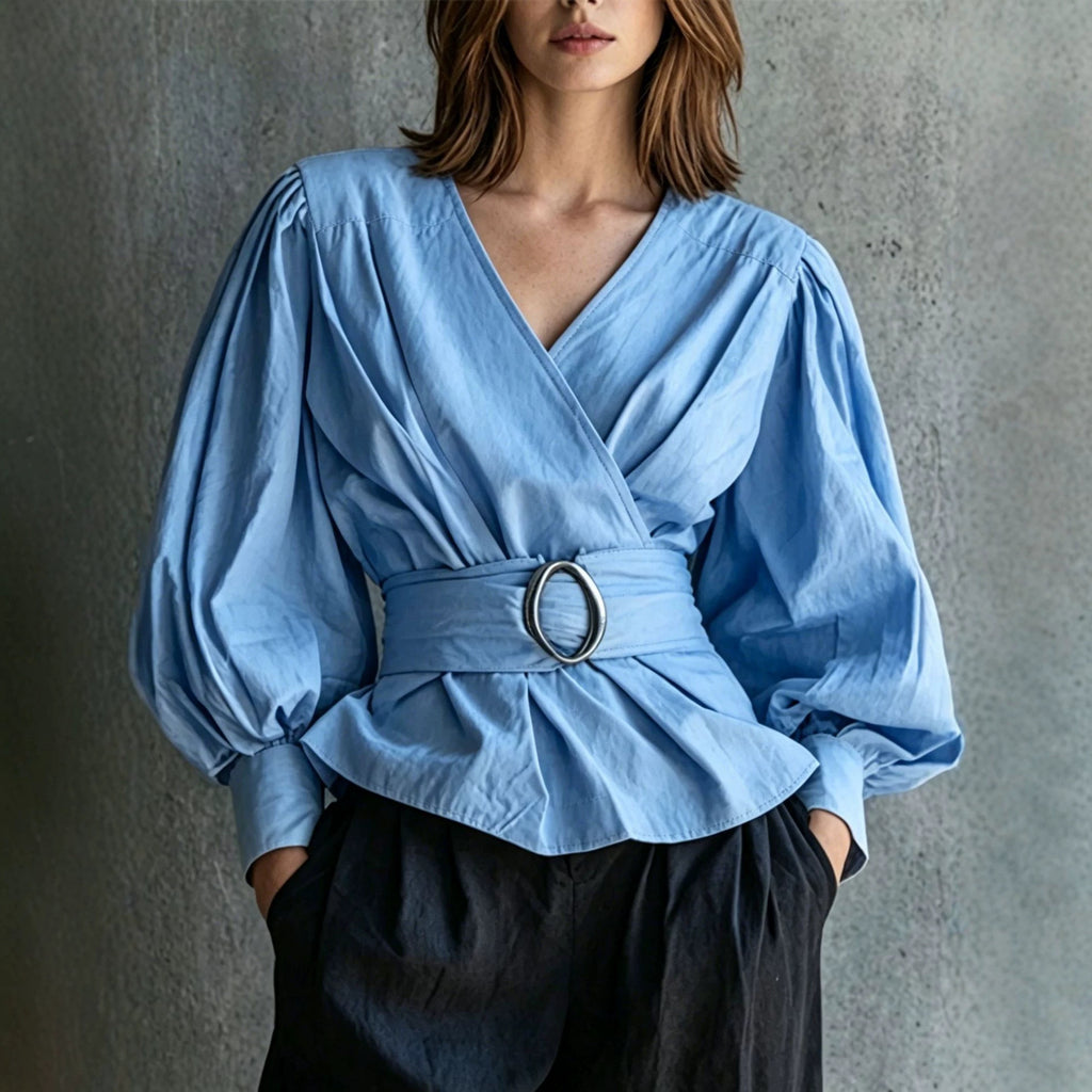 V-Ausschnitt Bluse mit Rüschen und Puffärmeln