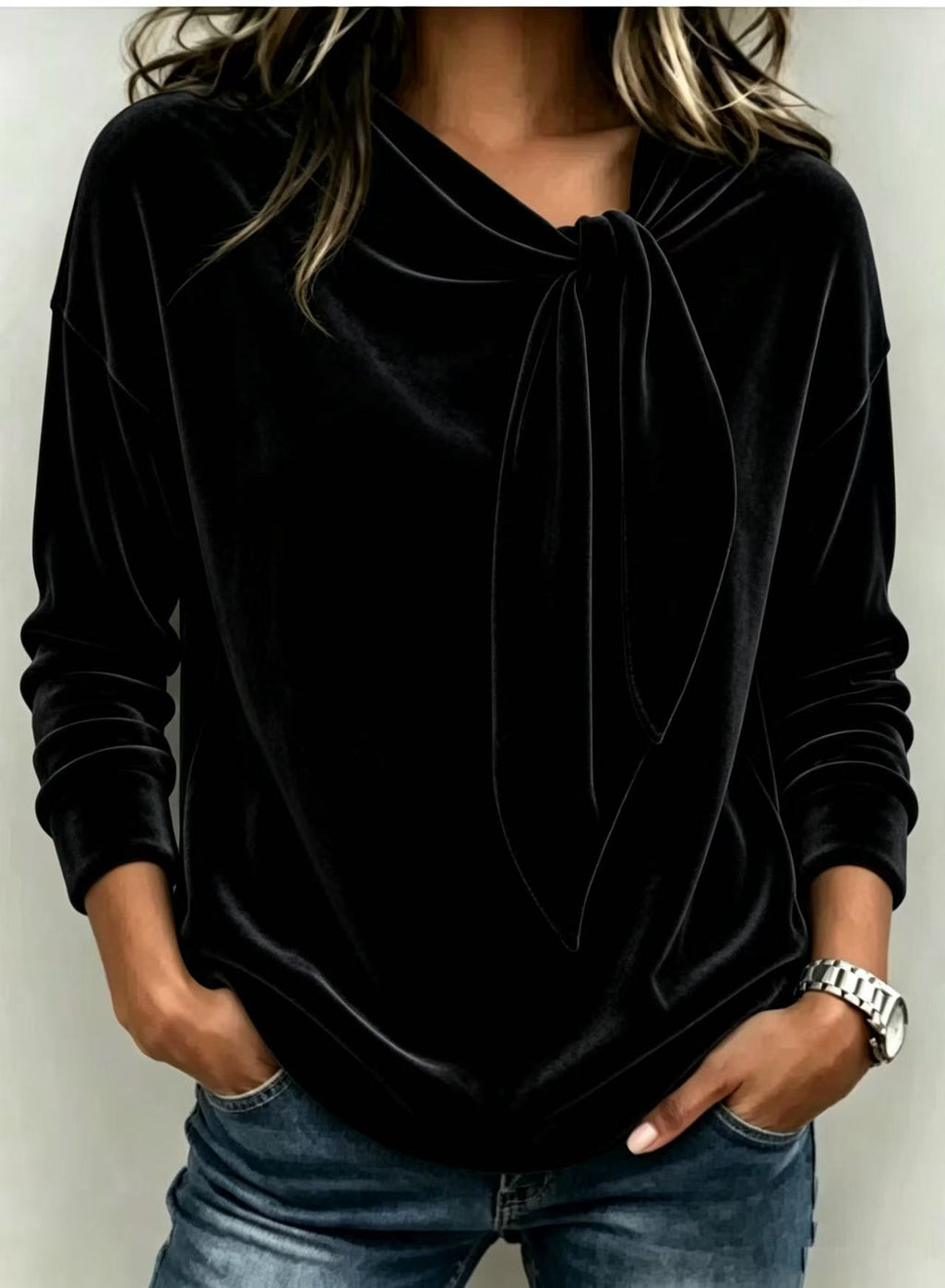 Damen Velourspulli mit Schleife