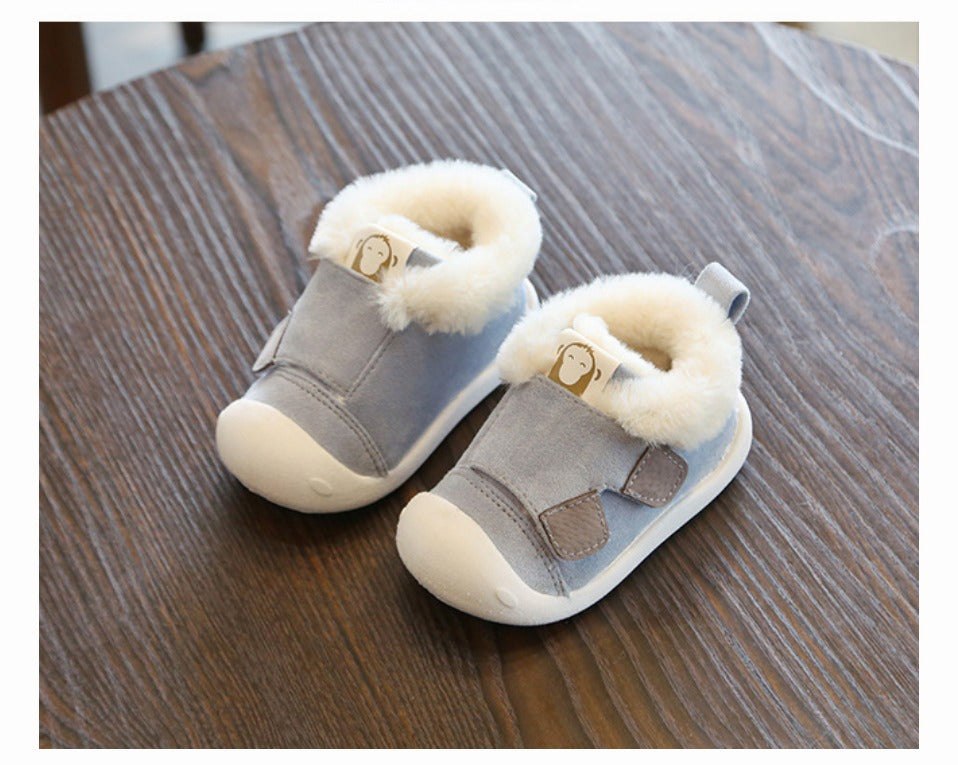 Velours-Schuhe für Kleinkinder – Bild 10 | LuxeStyle