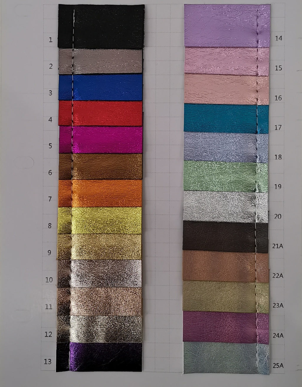 PU-Leder mit Metallfolien-Effekt – Bild 5 | LuxeStyle
