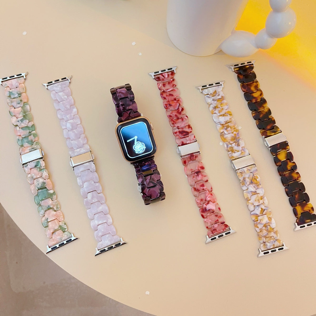 Modernes Resin-Armband für Apple Watch – Bild 2 | LuxeStyle