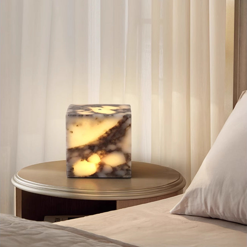 Marmor-Tischlampe mit Klopf-Funktion – Bild 5 | LuxeStyle
