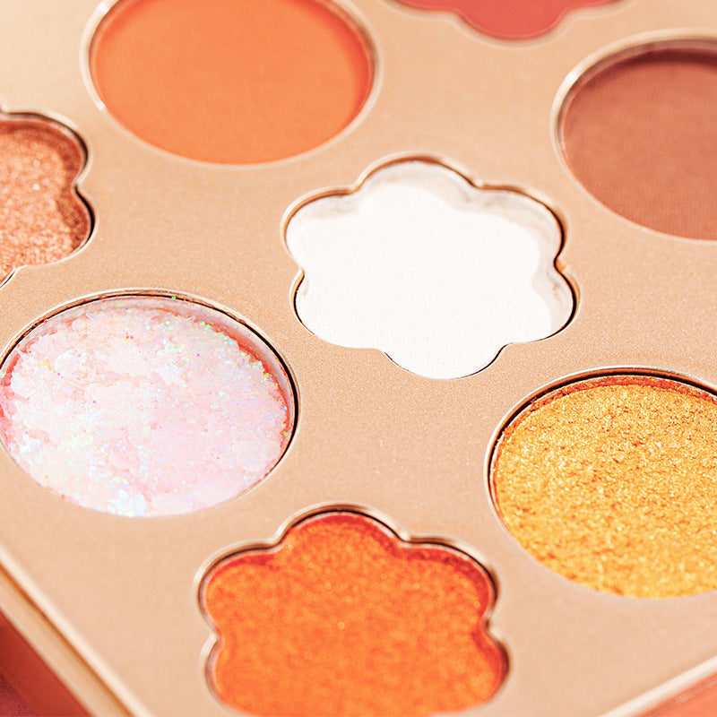 Langanhaltende Lidschatten-Palette mit neun Farben – Bild 4 | LuxeStyle