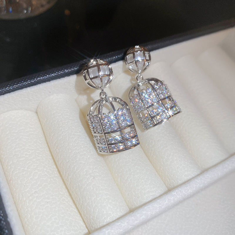 Retro-Glam Geometrische Ohrringe mit Diamant