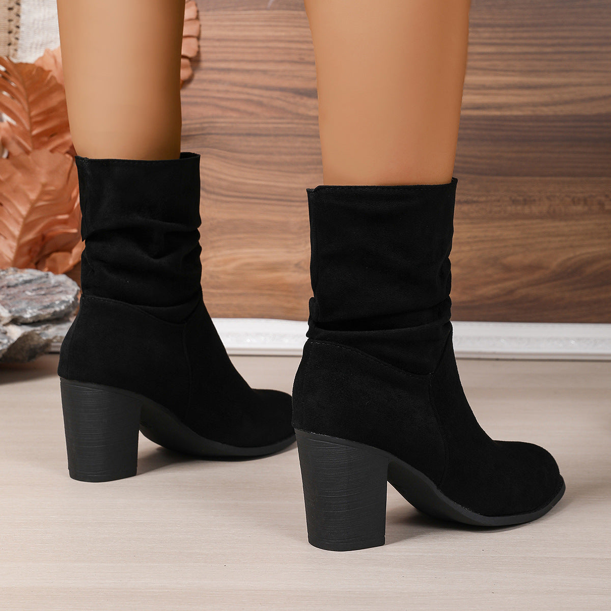 Plus-Größen Damenstiefel mit Blockabsatz