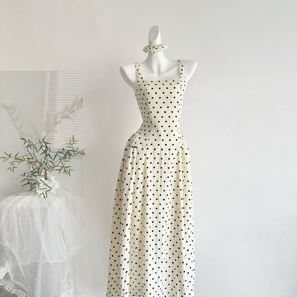 Vintage Slim-Fit Polka-Dot Kleid mit Spaghettiträgern – Bild 7 | LuxeStyle