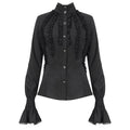 Weisse Bluse mit Falten