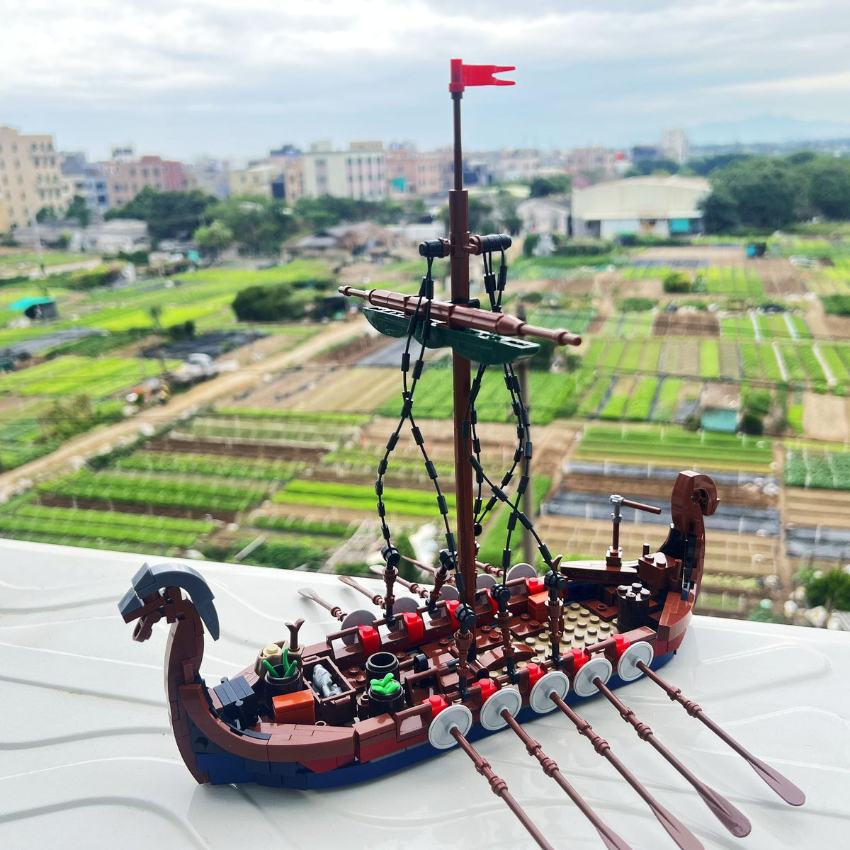 Piratenschiff-Modellbausatz | LuxeStyle