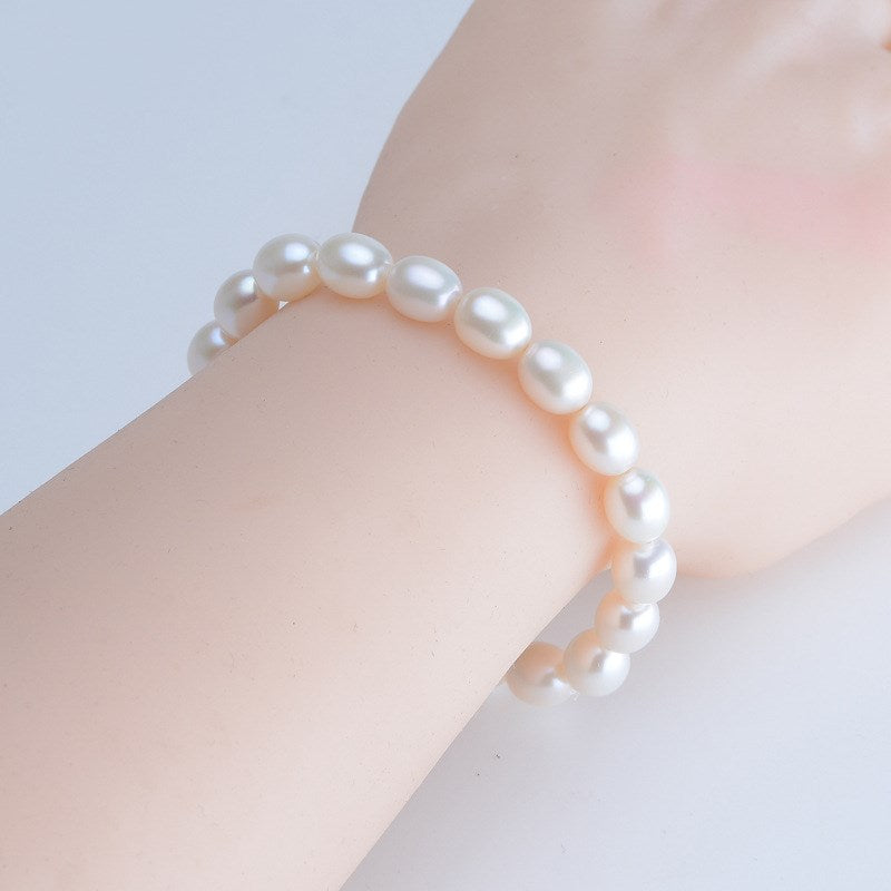 Perlenarmband mit Reisan-Form