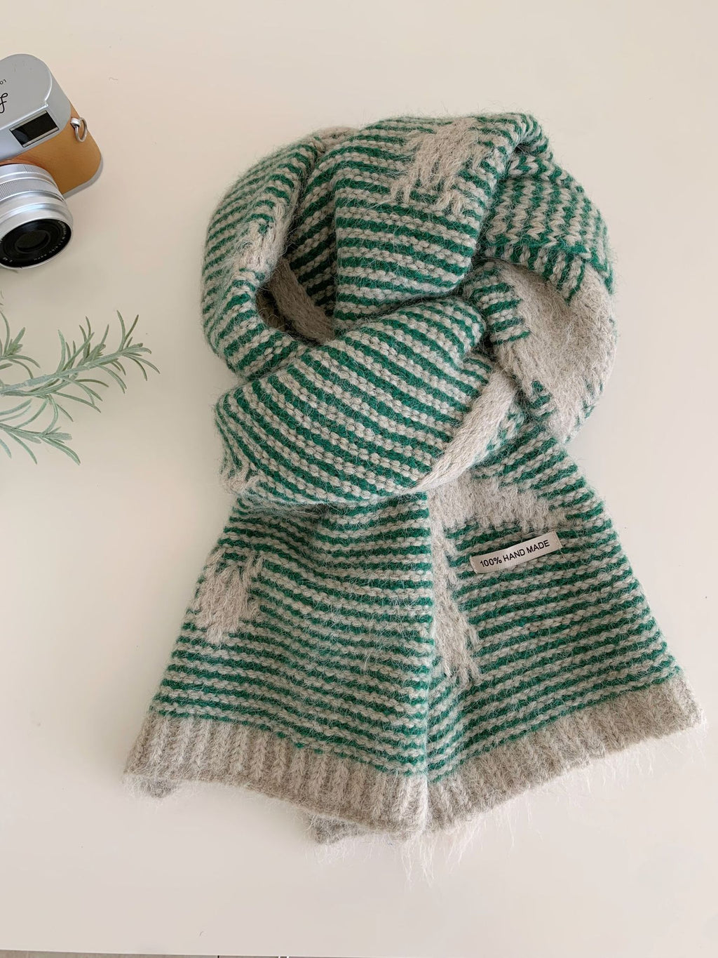 Winter-Schal aus Wollmischung – Bild 6 | LuxeStyle