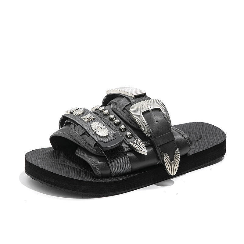 Leichte Outdoor-Slipper mit Nieten