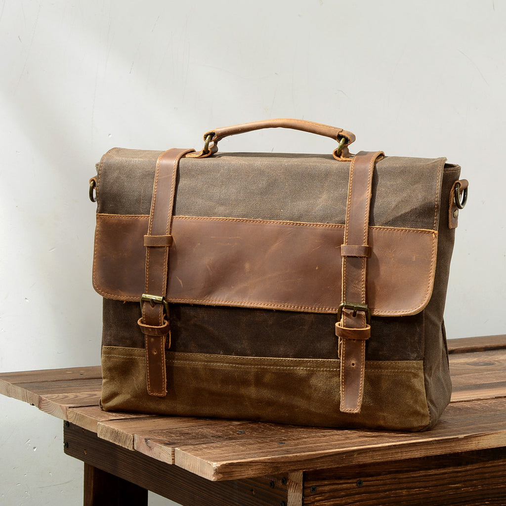 Aktentasche aus Ölwachs-Canvas und Leder – Bild 9 | LuxeStyle