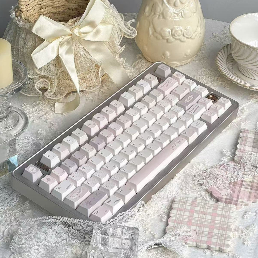 Personalisierbare Tastenkappen in Pink-Braun