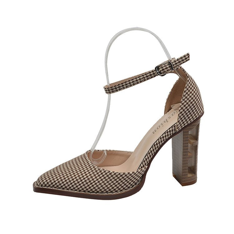 Retro Sandalen mit spitzer Zehenpartie – Bild 6 | LuxeStyle