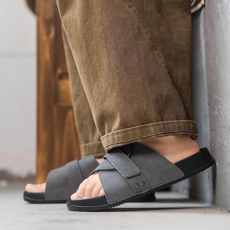 Bequeme Herrenslipper