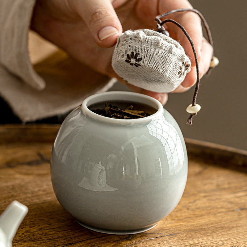 Keramik Teedose "Ice Grey" mit Bambus-Deckel – Bild 3 | LuxeStyle
