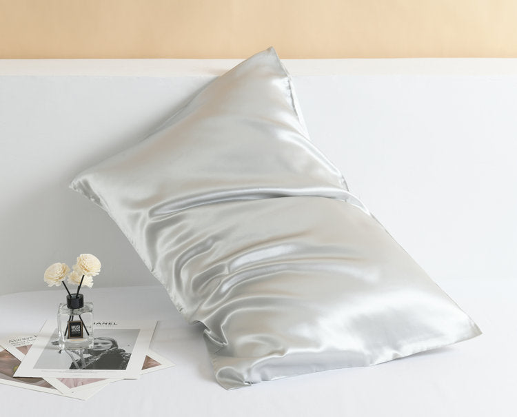 Doppelseitiger Seidenkissenbezug mit Reissverschluss – Bild 1 | LuxeStyle