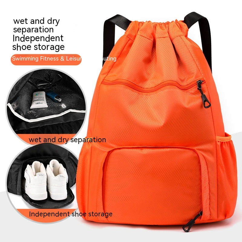 Grosser Outdoor-Rucksack mit Kordelzug