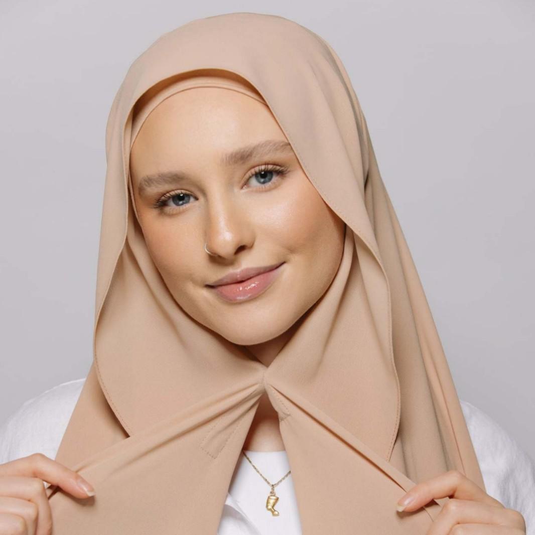 Kopftuch mit integriertem Magnetverschluss – Bild 6 | LuxeStyle