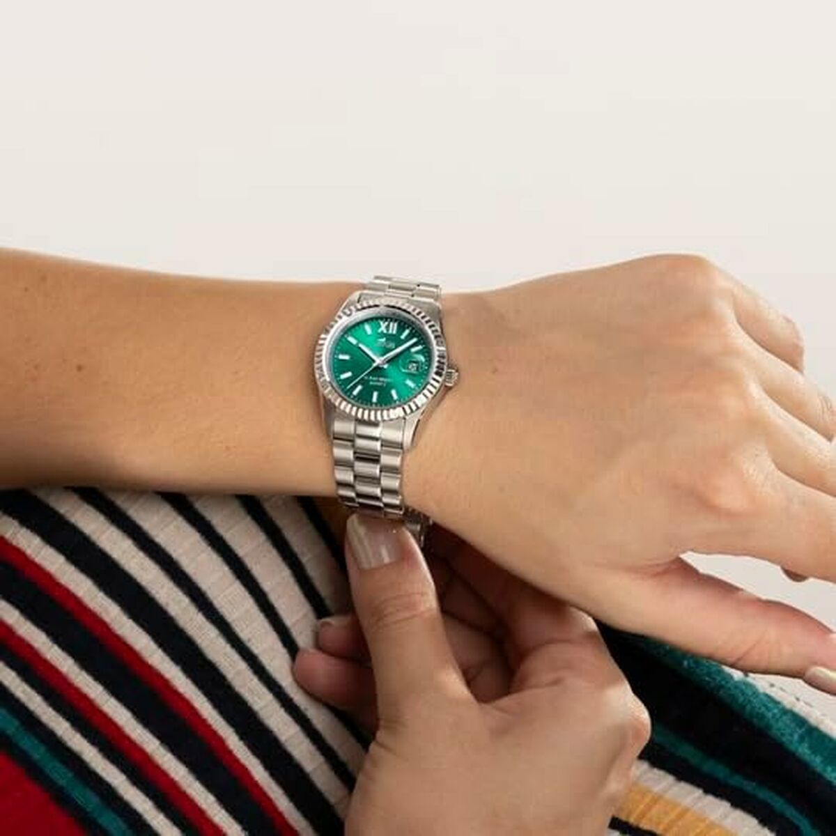 Herrenuhr Lotus /4 grün Silberfarben