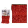 Ziegelrotes Badetuch: Farbe & Komfort pur geniessen