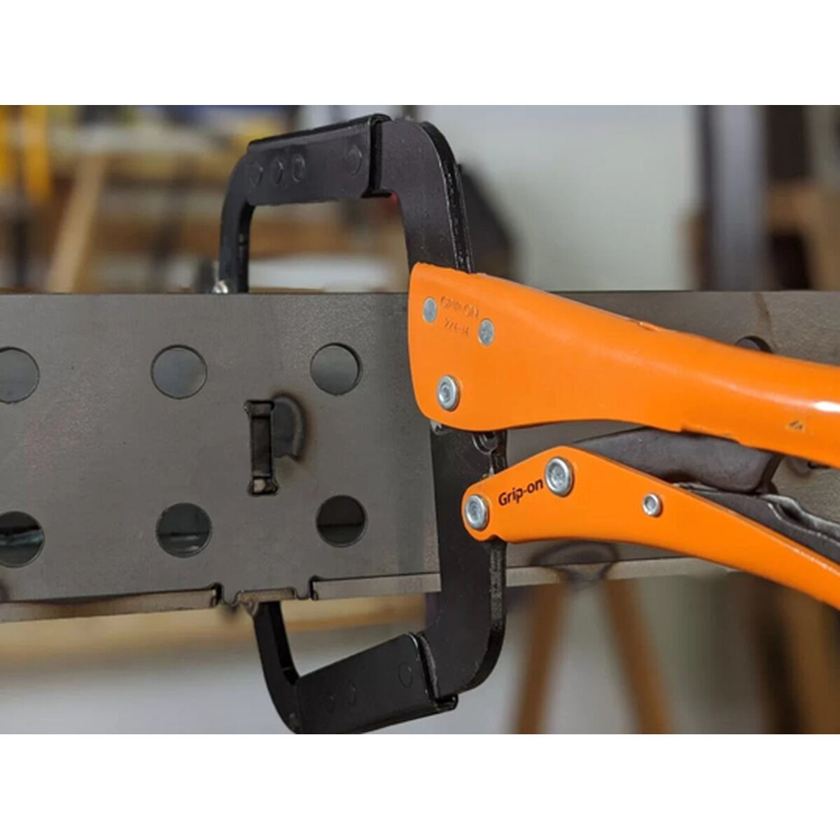 C-Spannzange «Grip-on» · tief, selbstklemmend