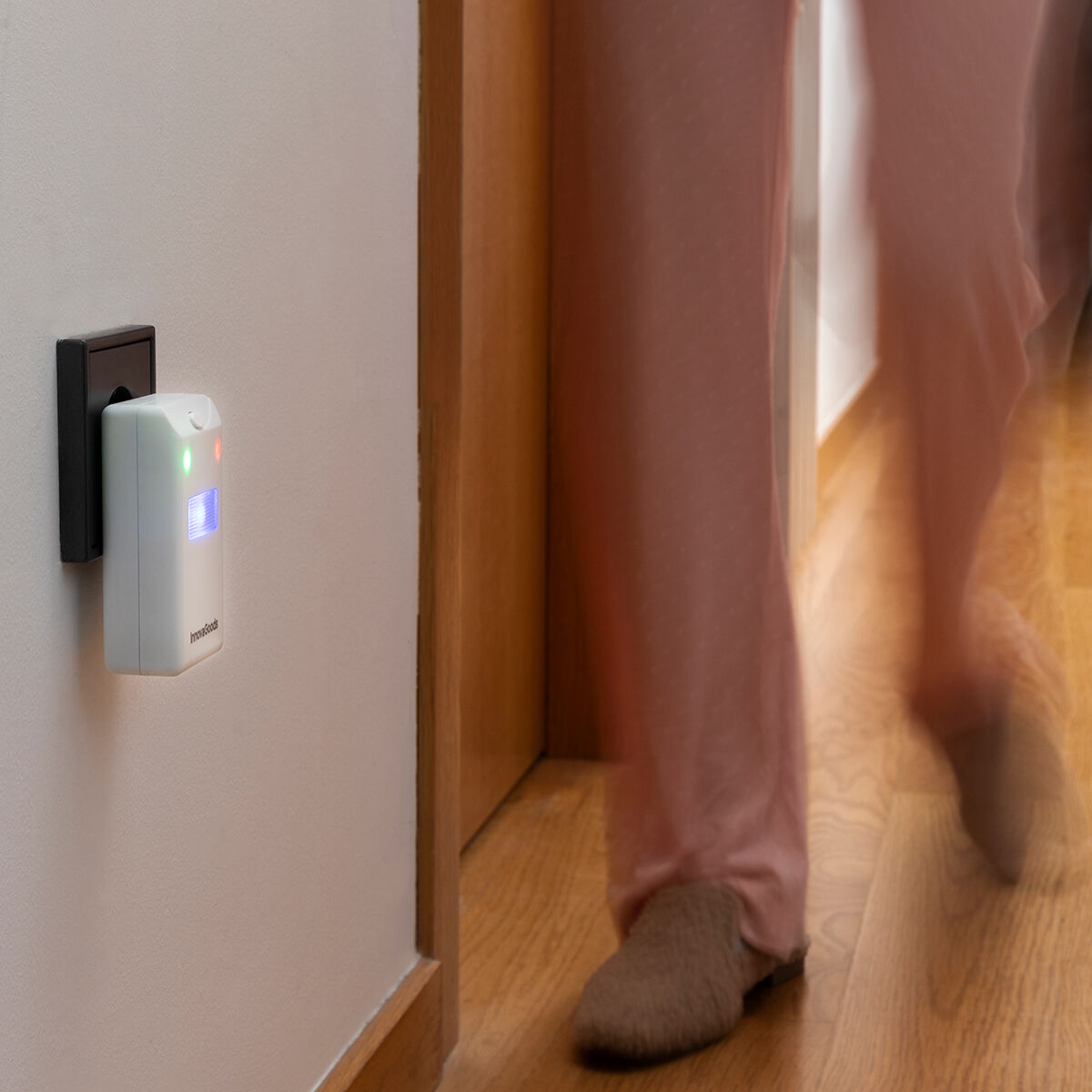 Ultraschall-Schädlingsvertreiber mit LED Licht Killekt Duo InnovaGoods