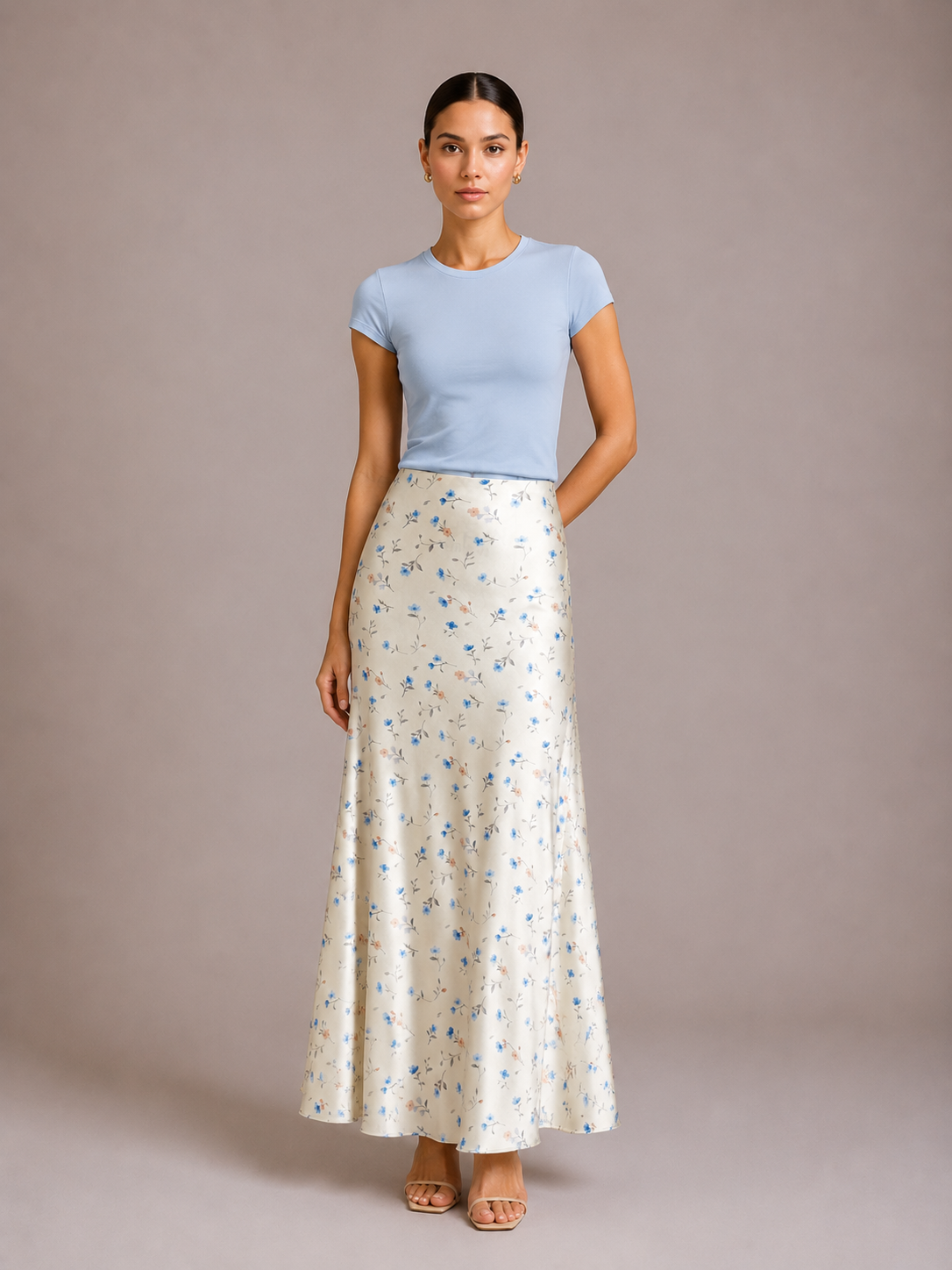 Floraler Satin-Slip-Rock mit Seepferdchen-Silhouette, Hoheitszone