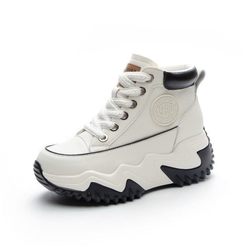 Keilsneaker High-Top mit perforiertem Design