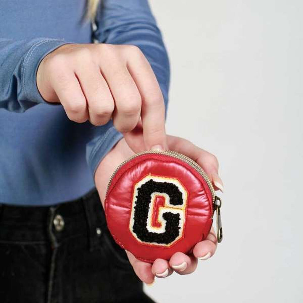 Roter Geldbörsen-Anhänger – Alles griffbereit