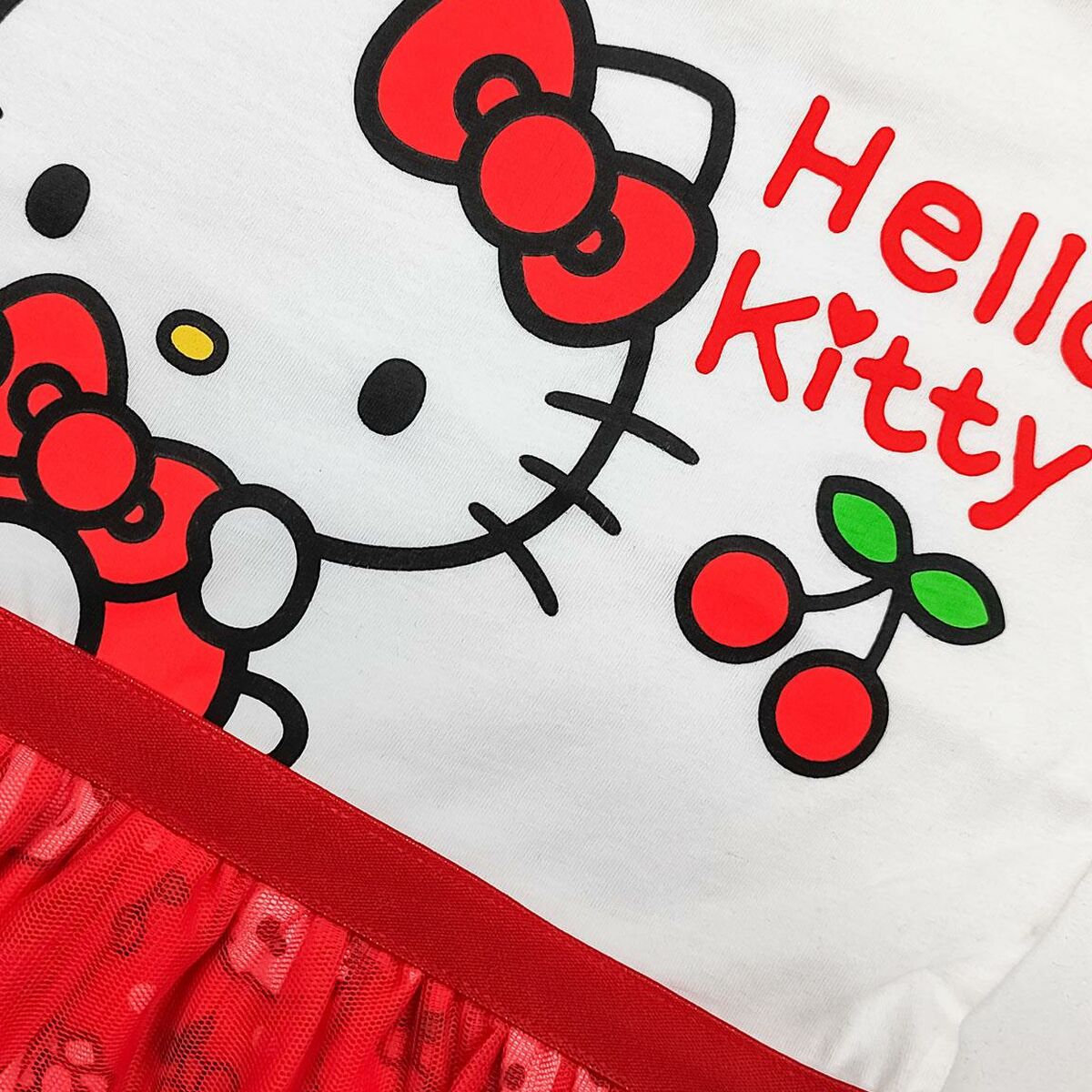 Rotes Kinderkleid – Dein süsser Hello Kitty Look